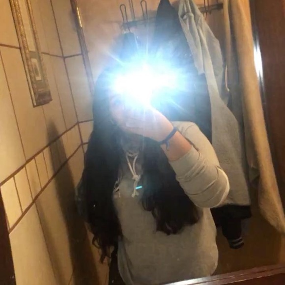 Meet your Posher, Emily samantha - Picture 1 of 1